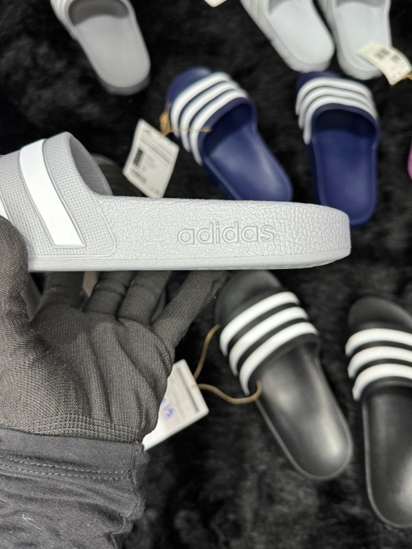 Aqua Slides Grey
